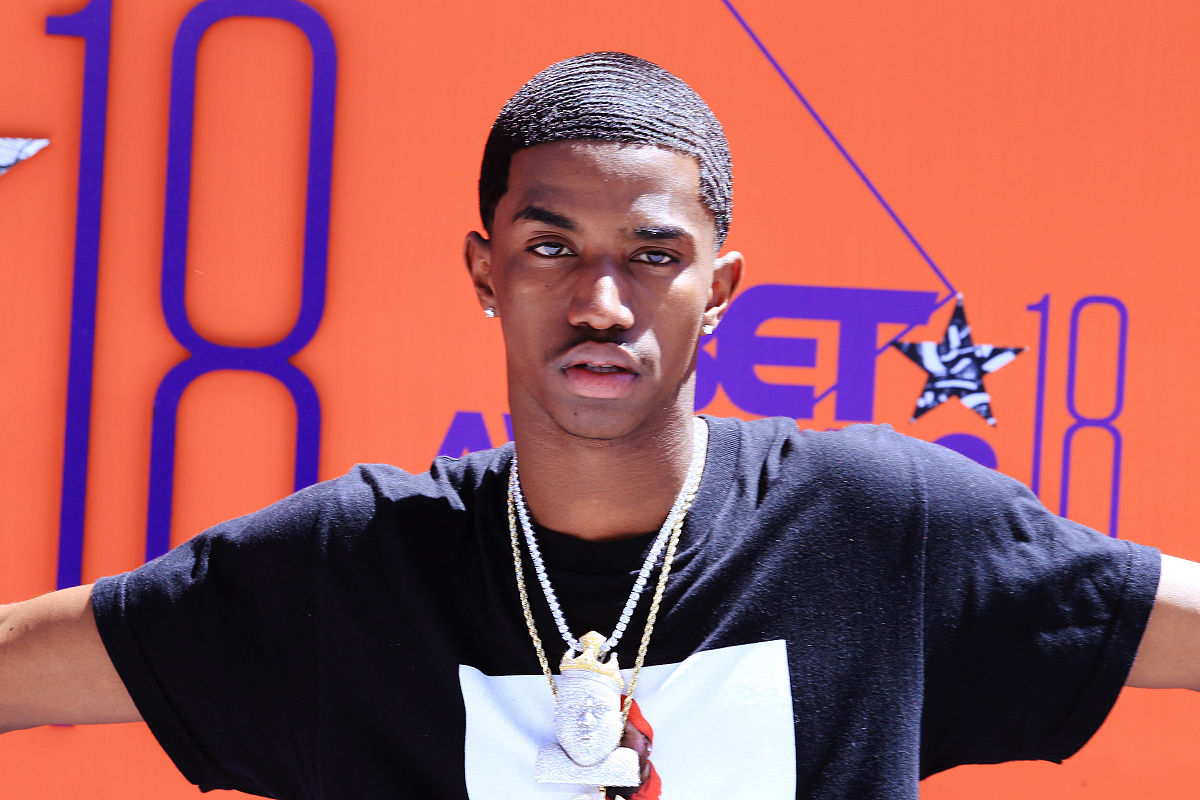 字母哥重返赛场，重返赛场首场状态出色，切尔西观众沸腾！的简单介绍-j9九游会