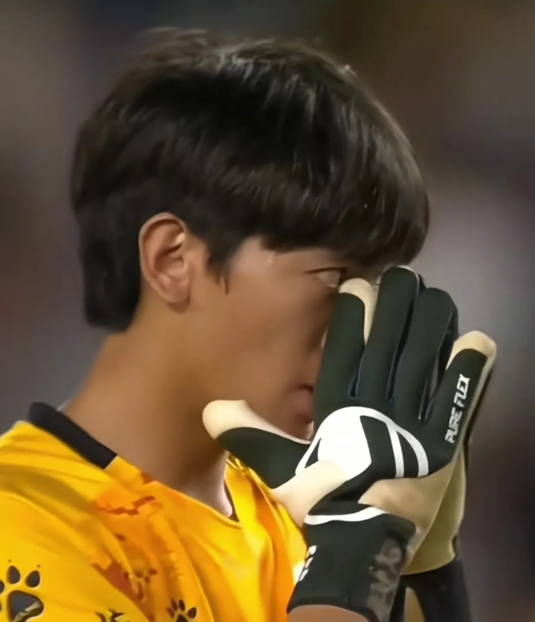 马上要上台比赛了我心理忐忑不安